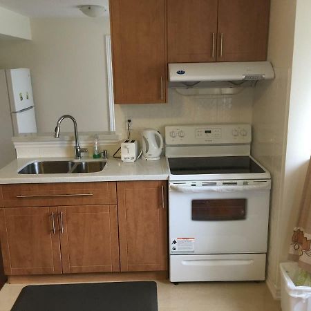 Gorgeous 1Bdr Prime Kitchen Apartment Ajax Exterior photo