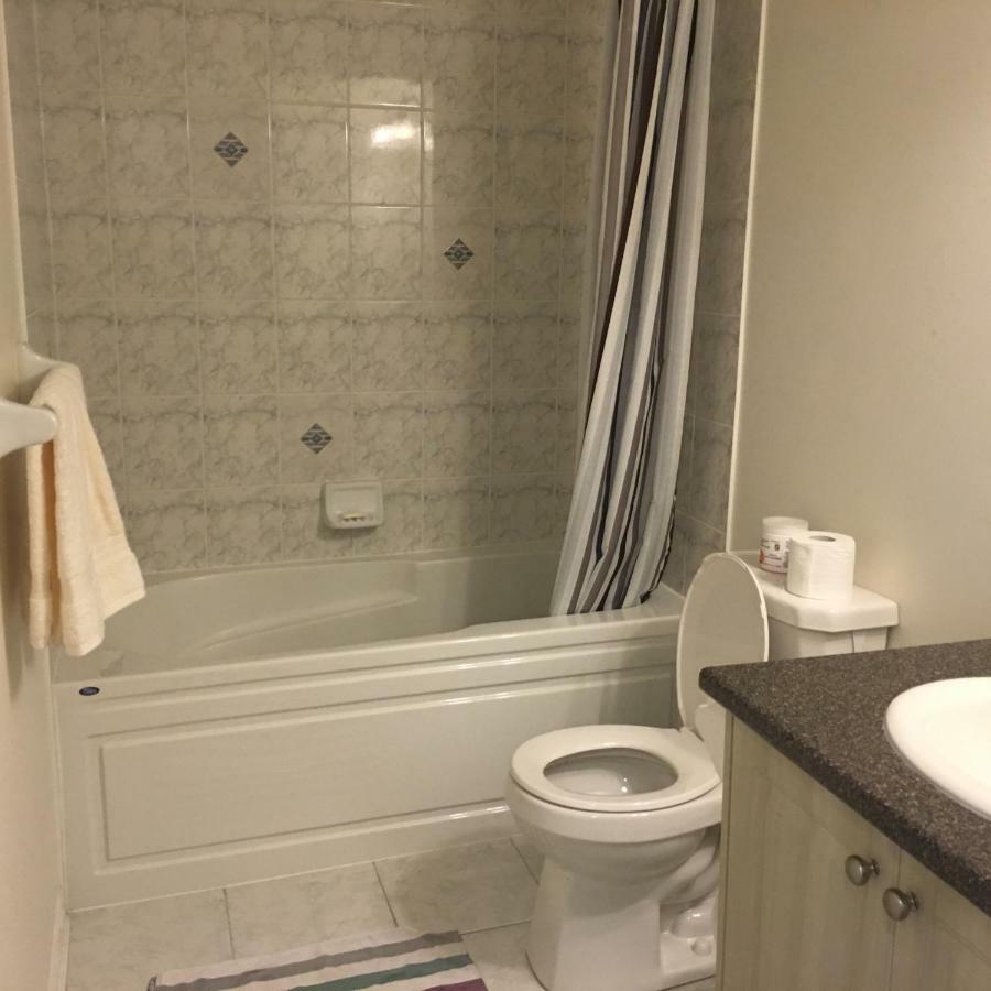 Gorgeous 1Bdr Prime Kitchen Apartment Ajax Exterior photo