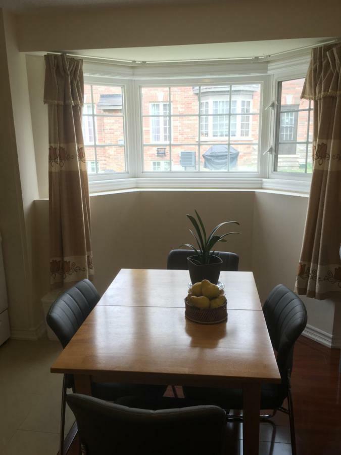 Gorgeous 1Bdr Prime Kitchen Apartment Ajax Exterior photo